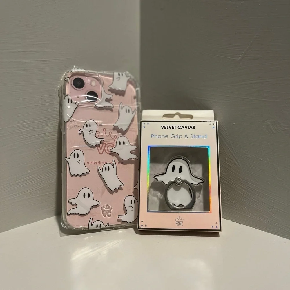 NWT Velvet Caviar Ghost iPhone 13 Case + Phone Grip & Stand